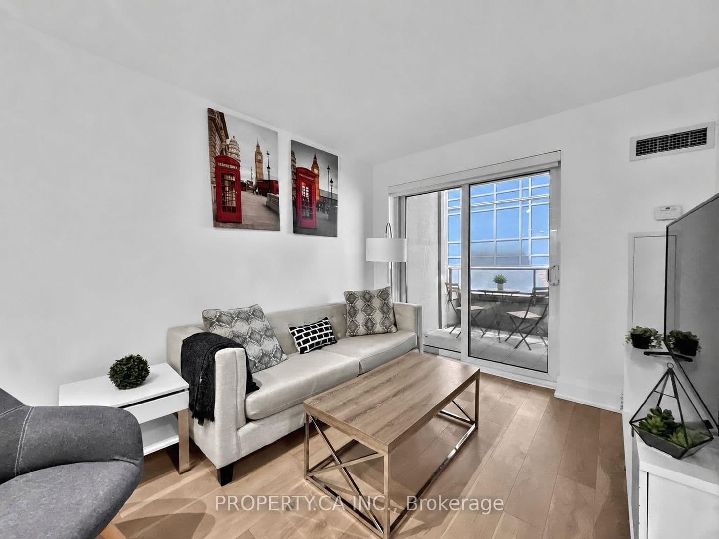 250 Wellington Street, Unit 329 thumbnail 8