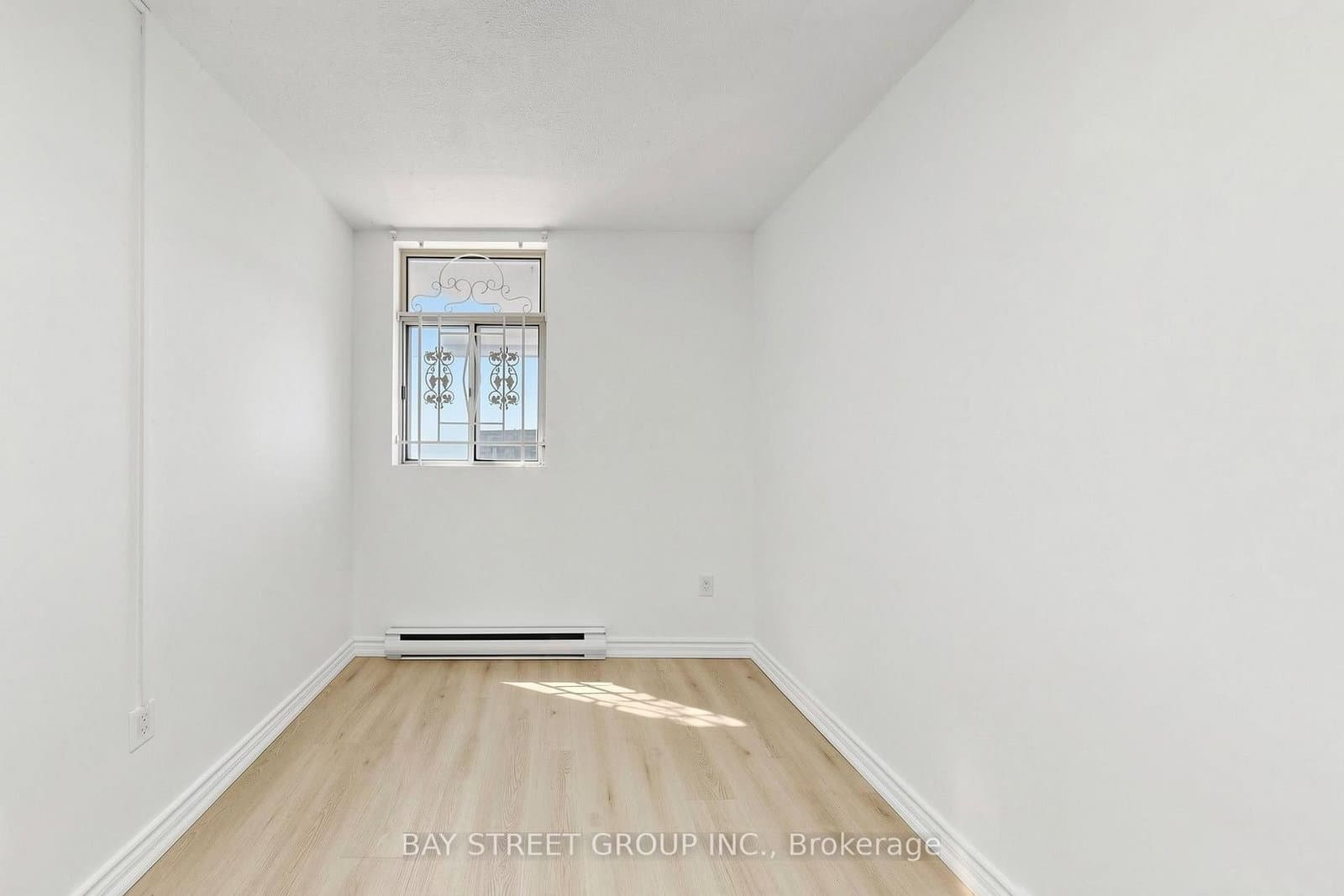 55 Sunny Glenway, Unit 302 thumbnail 15