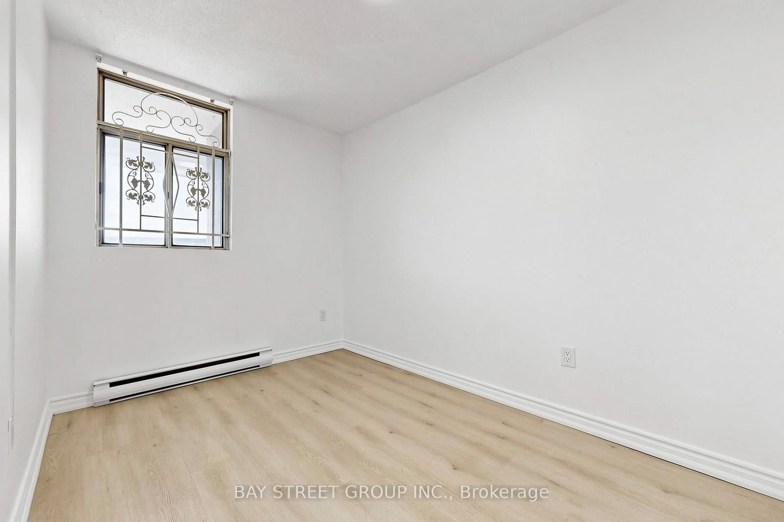 55 Sunny Glenway, Unit 302 thumbnail 17