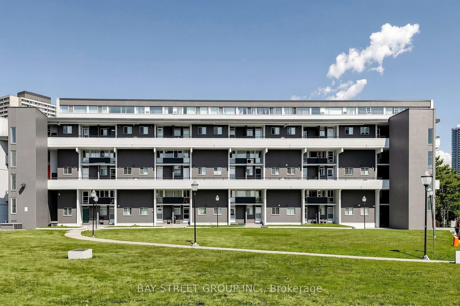 55 Sunny Glenway, Unit 302 thumbnail 2