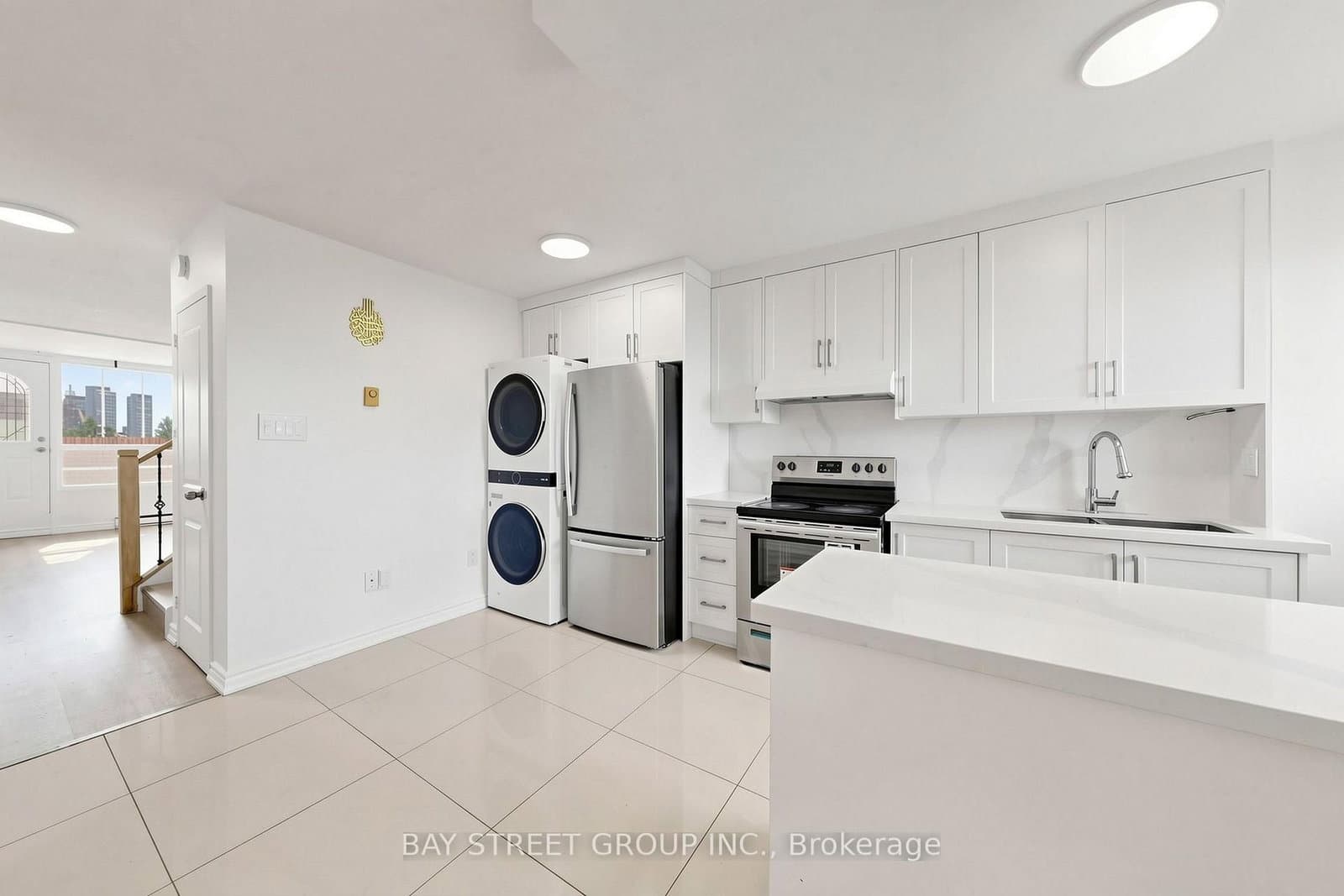 55 Sunny Glenway, Unit 302 thumbnail 8