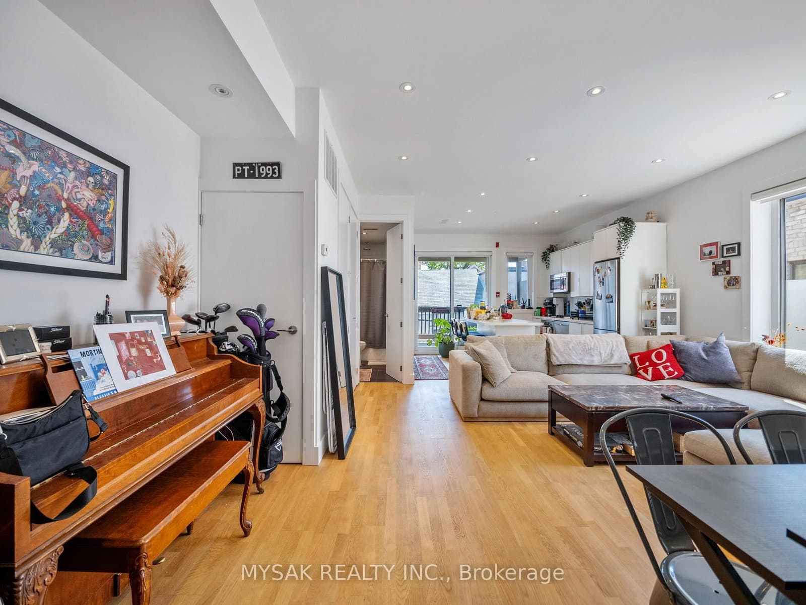 427 Crawford Street thumbnail 16