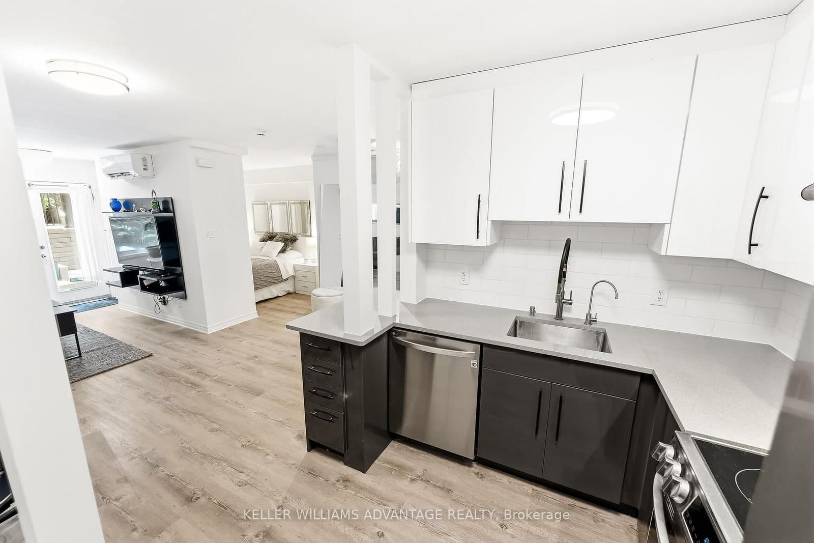 29 Canniff Street, Unit 409 thumbnail 11