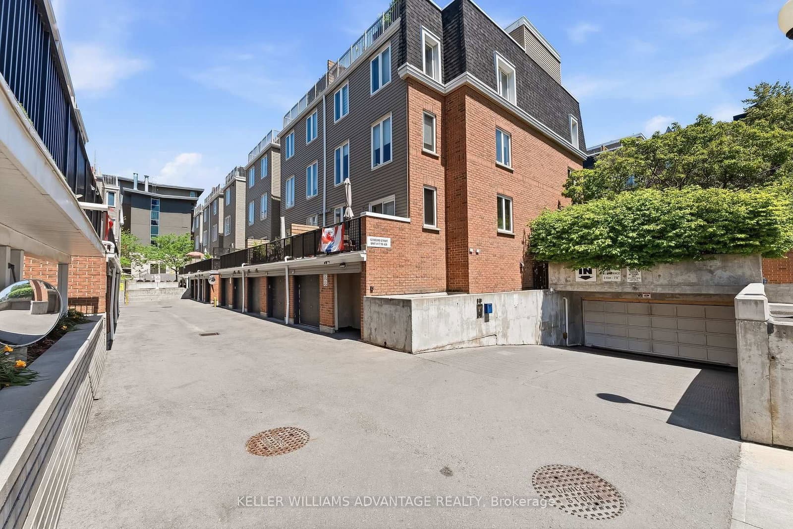 29 Canniff Street, Unit 409 thumbnail 15