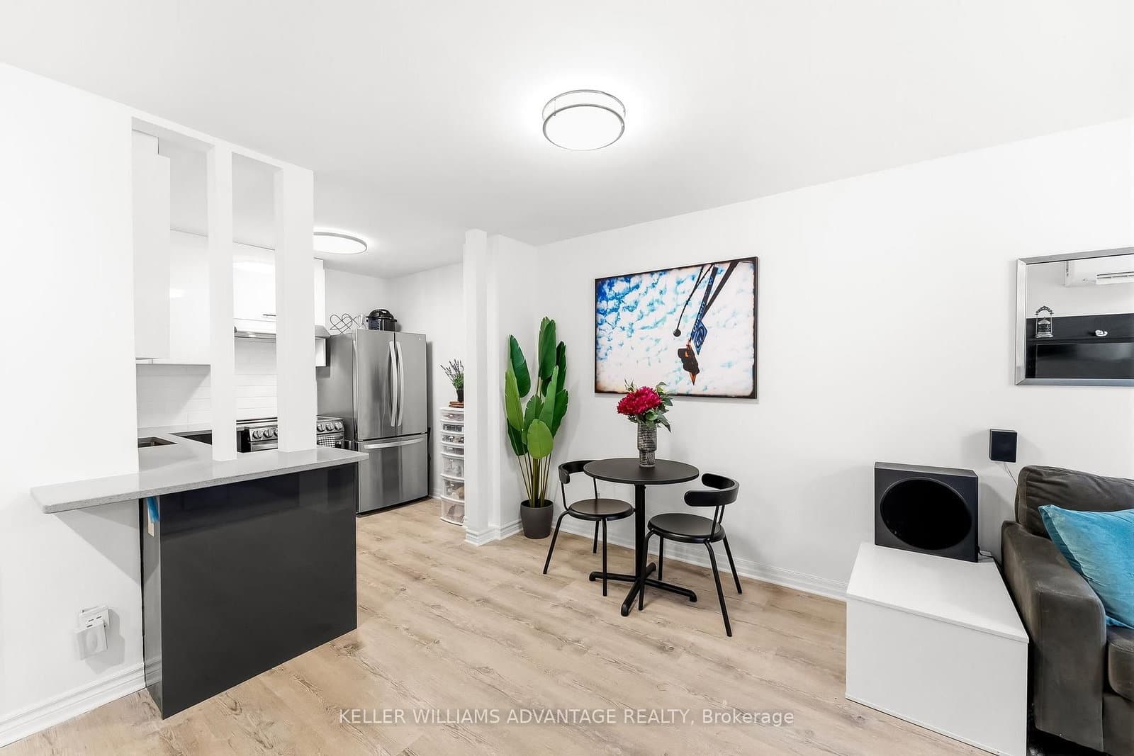 29 Canniff Street, Unit 409 thumbnail 9