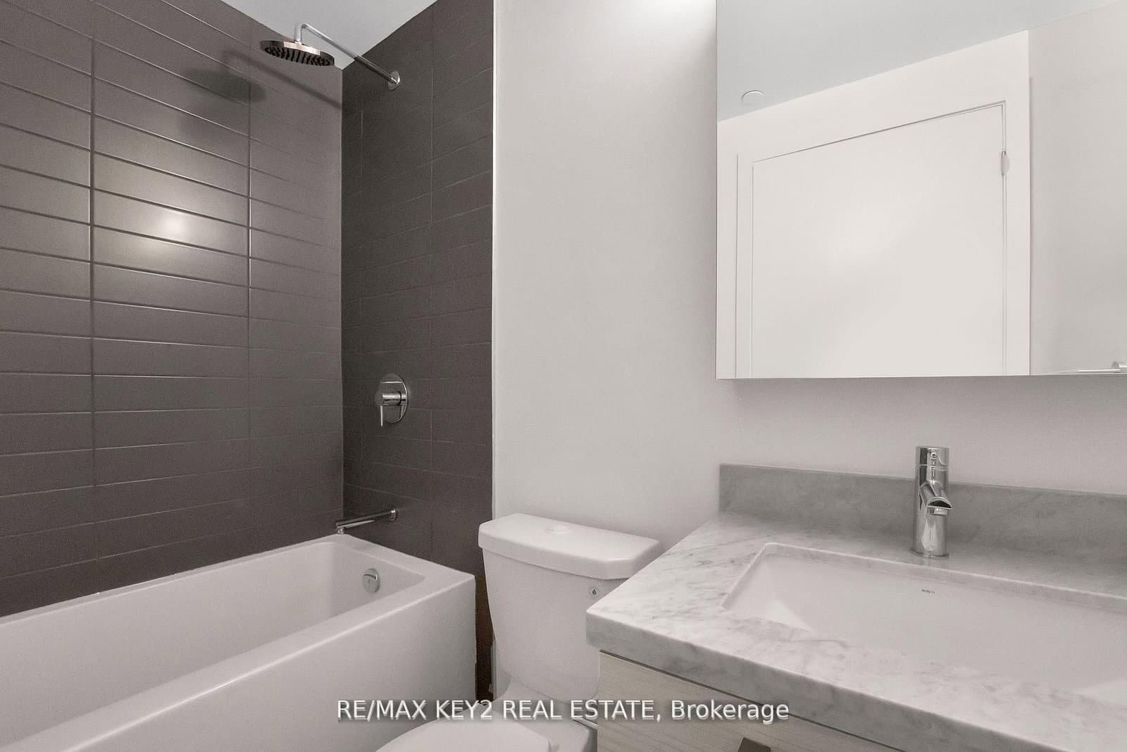 2221 Yonge Street, Unit 3402 thumbnail 14