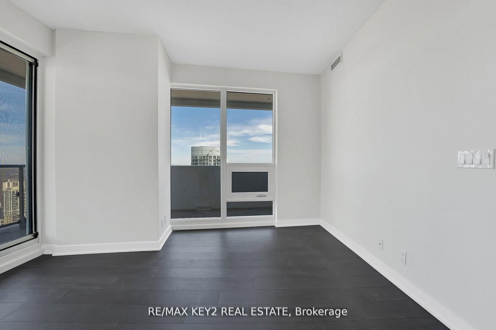 2221 Yonge Street, Unit 3402 thumbnail 9