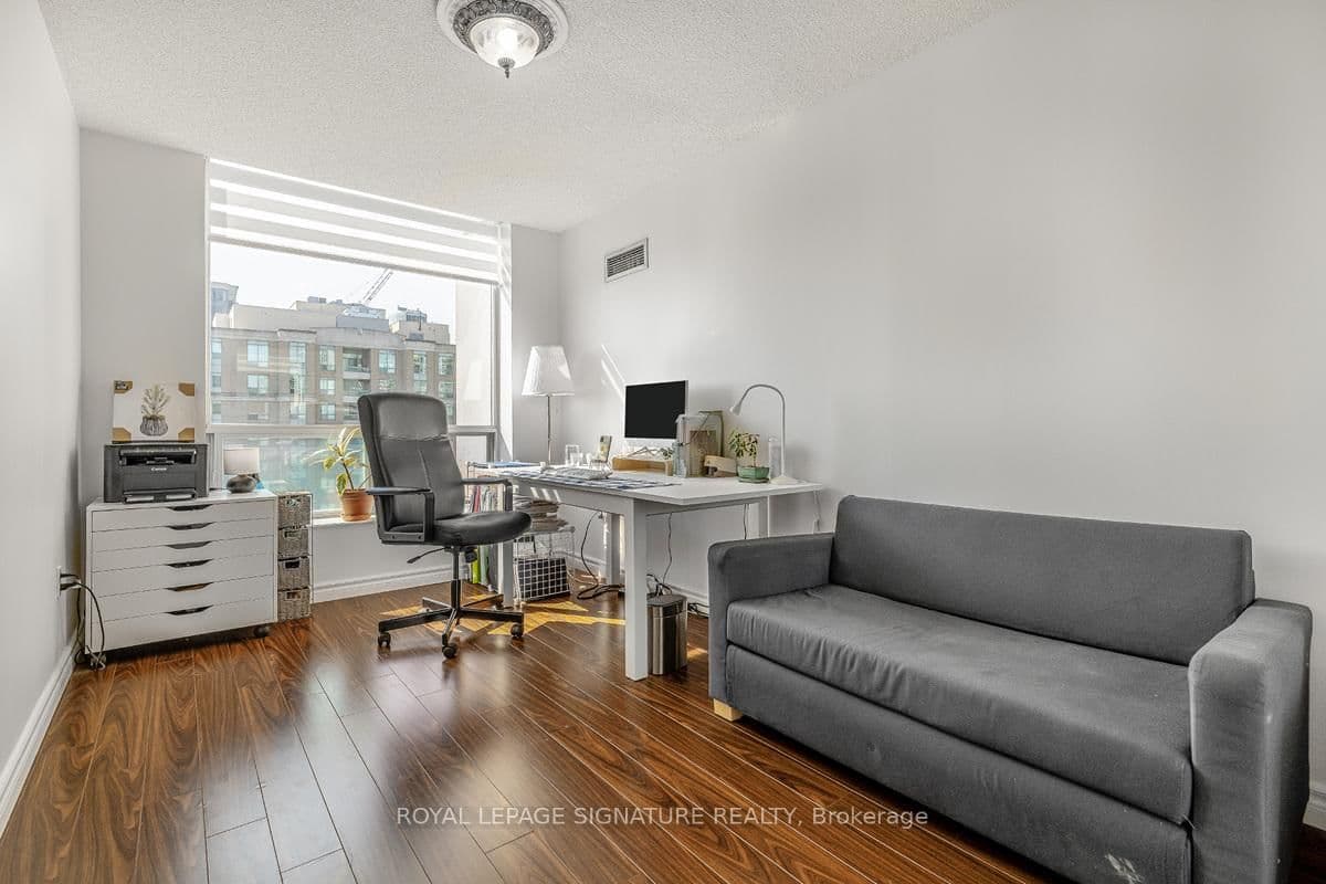 8 Pemberton Avenue, Unit UPH3 thumbnail 16