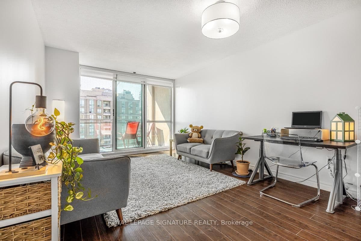 8 Pemberton Avenue, Unit UPH3 thumbnail 2