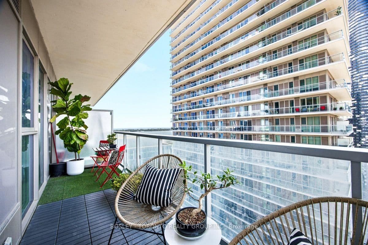 20 Richardson Street, Unit 2007 thumbnail 44