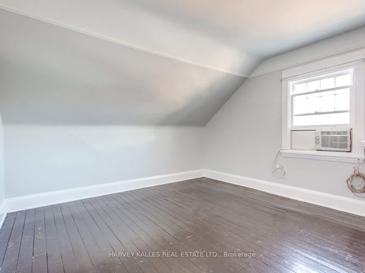 169 Balmoral Avenue thumbnail 22