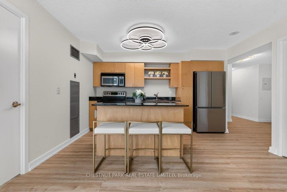 361 Front Street W, Unit 1105 thumbnail 4