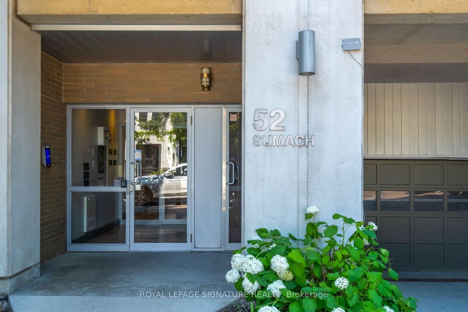 52 Sumach Street, Unit 402 thumbnail 27