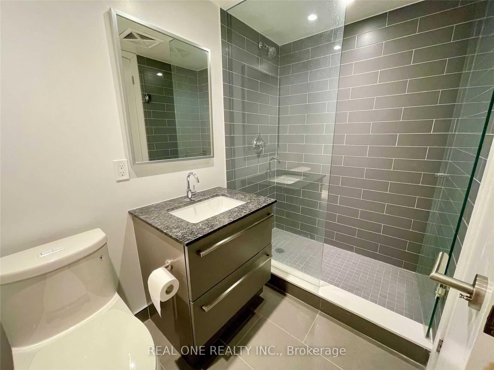 120 Varna Drive, Unit 914 thumbnail 10