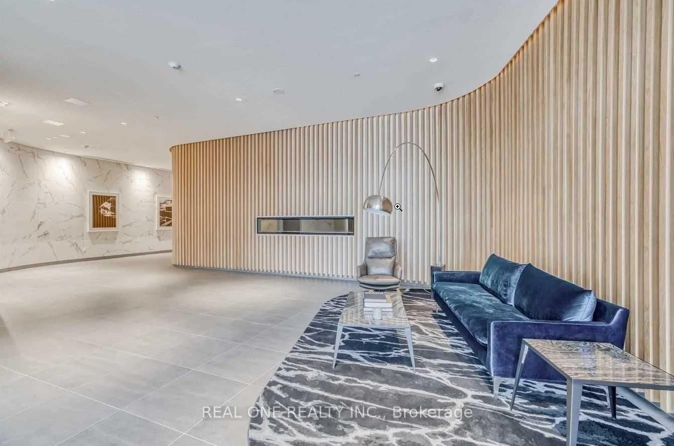 120 Varna Drive, Unit 914 thumbnail 18