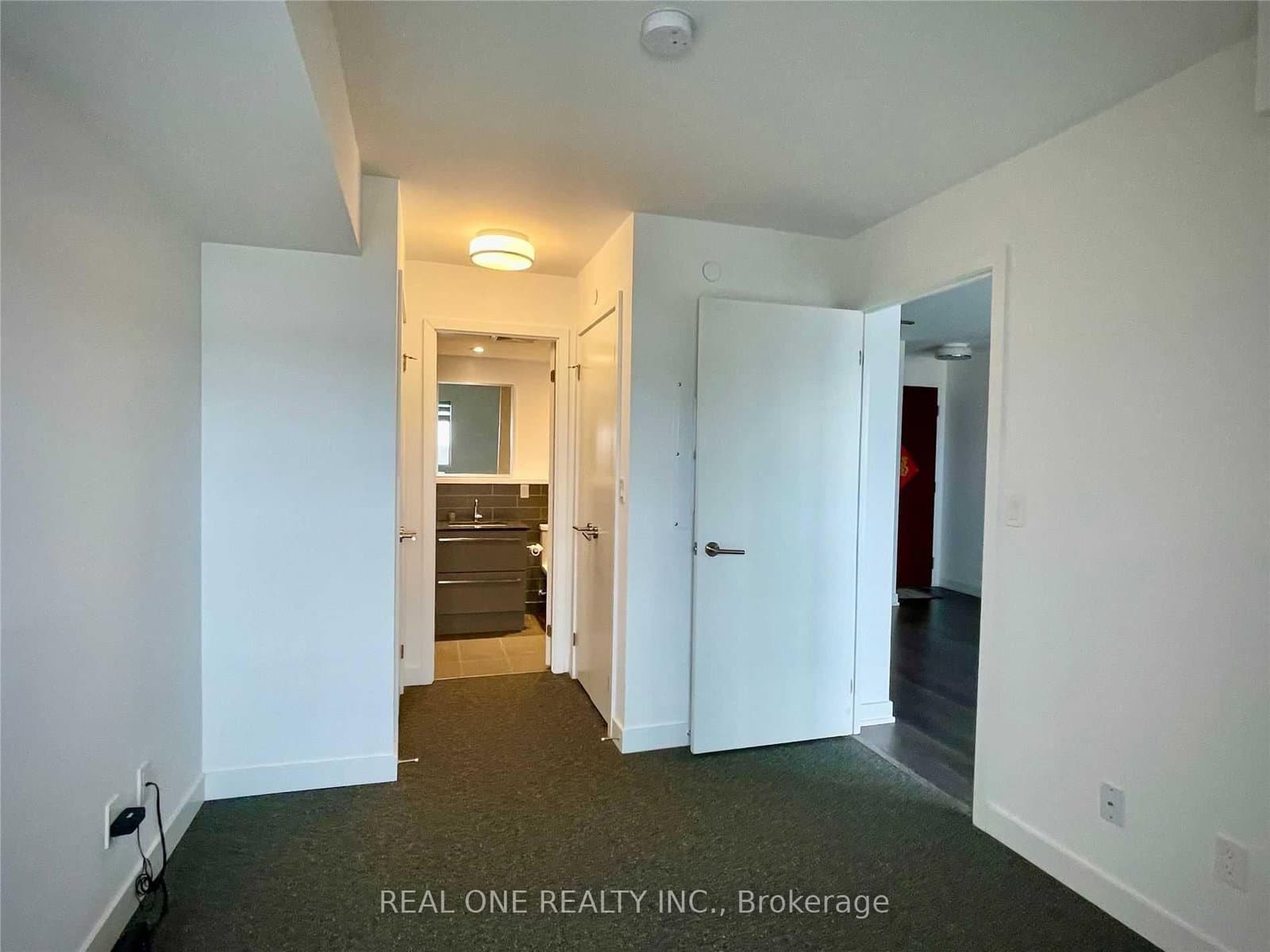 120 Varna Drive, Unit 914 thumbnail 7