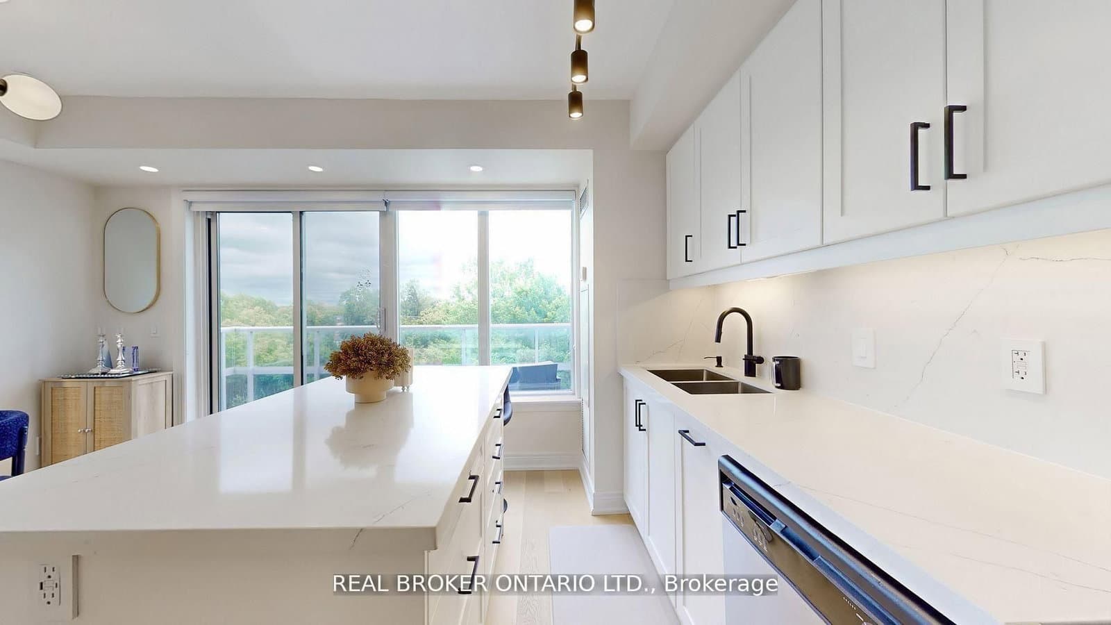 701 Sheppard Avenue W, Unit 415 thumbnail 9