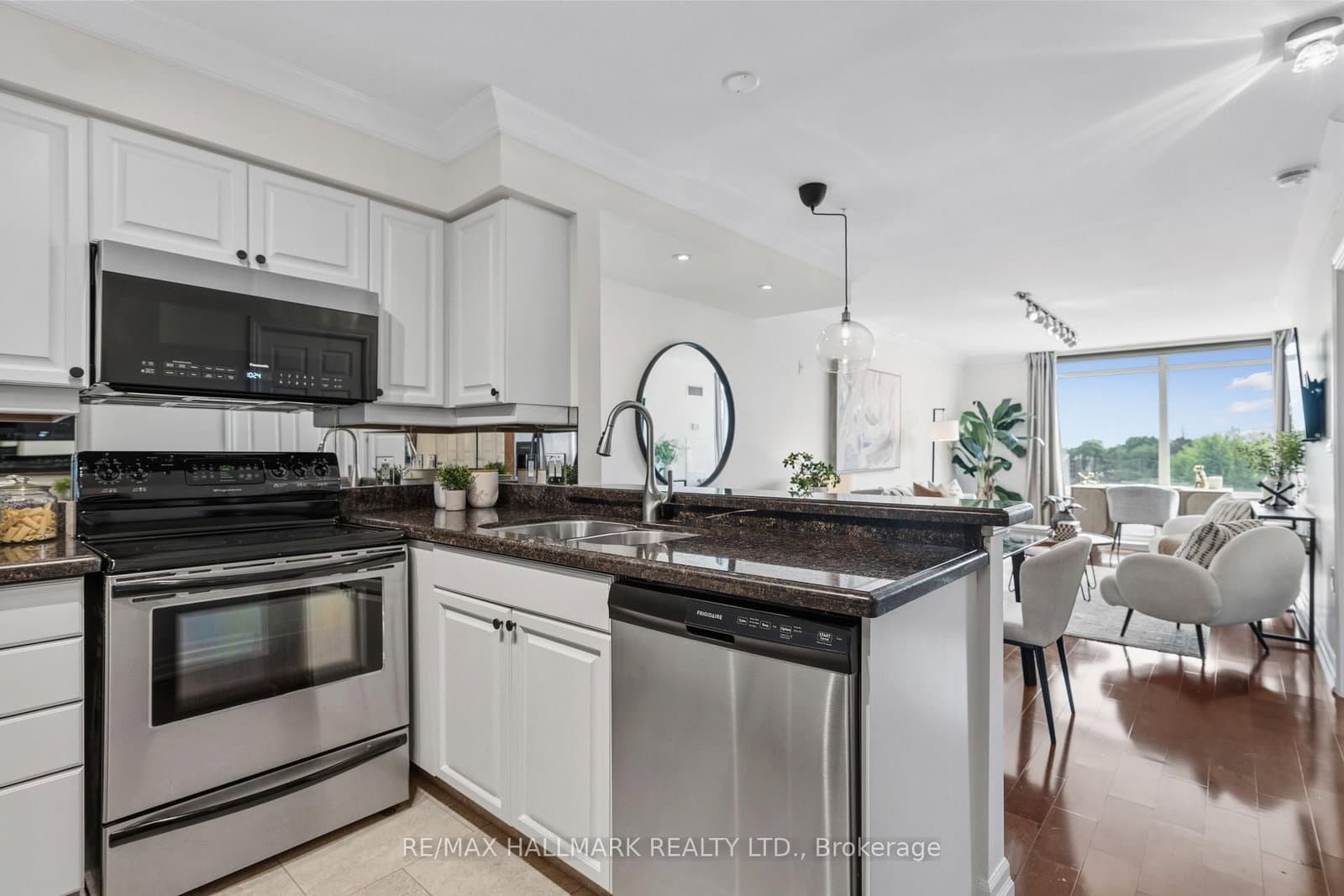 3840 Bathurst Street, Unit 511 thumbnail 5