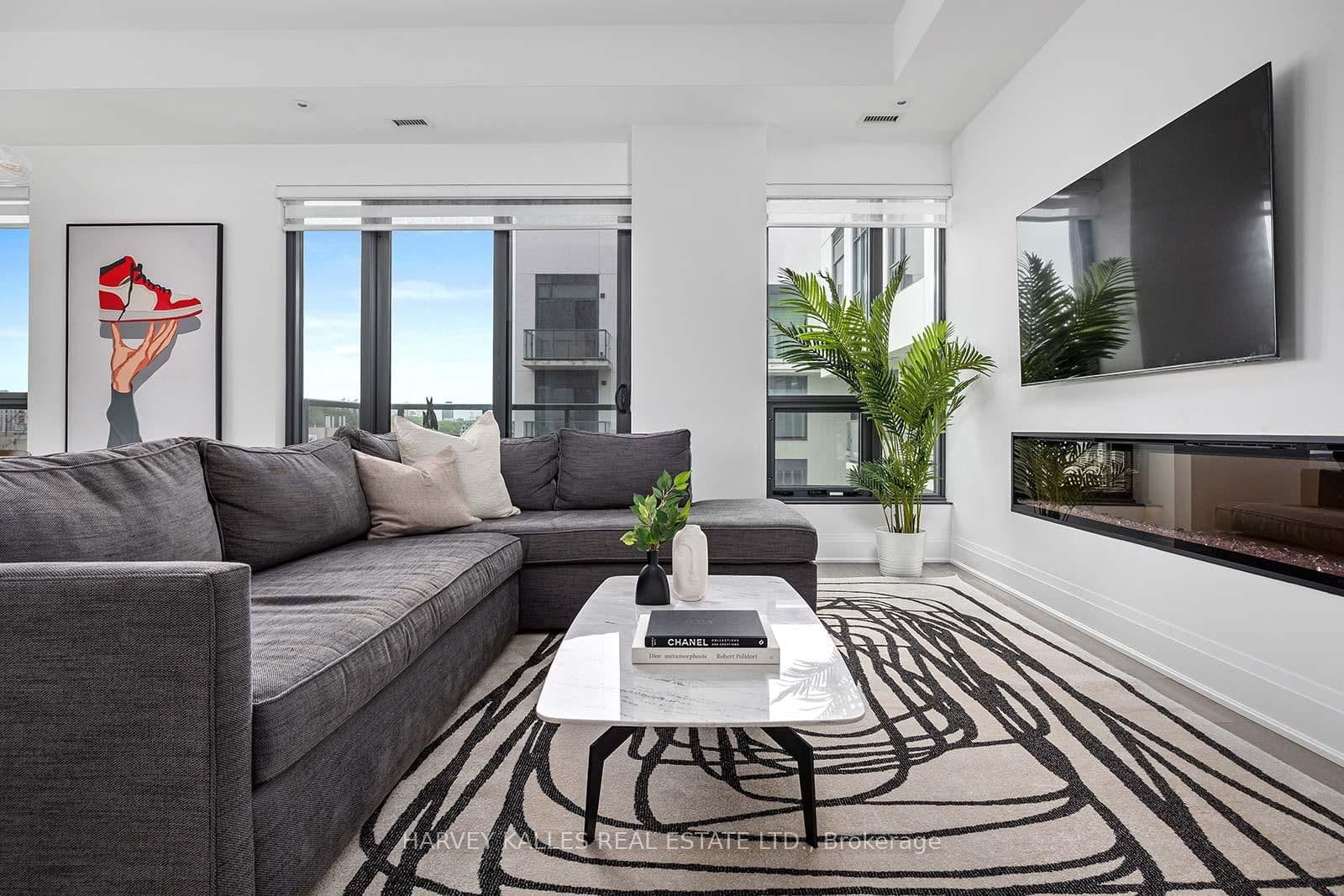 280 Howland Avenue, Unit GPH20 thumbnail 13