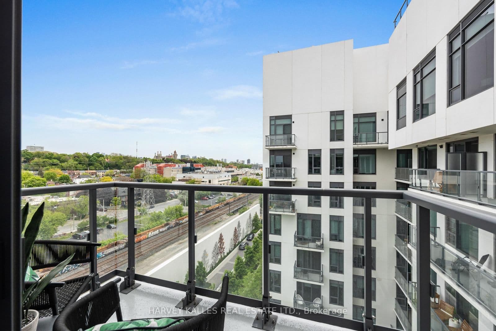 280 Howland Avenue, Unit GPH20 thumbnail 28