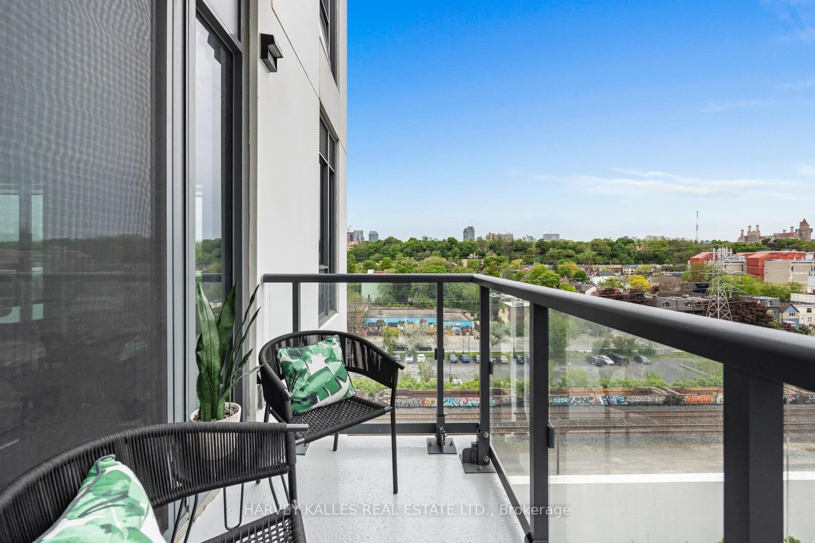 280 Howland Avenue, Unit GPH20 thumbnail 29