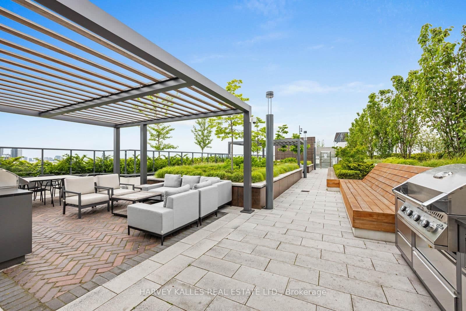 280 Howland Avenue, Unit GPH20 thumbnail 39