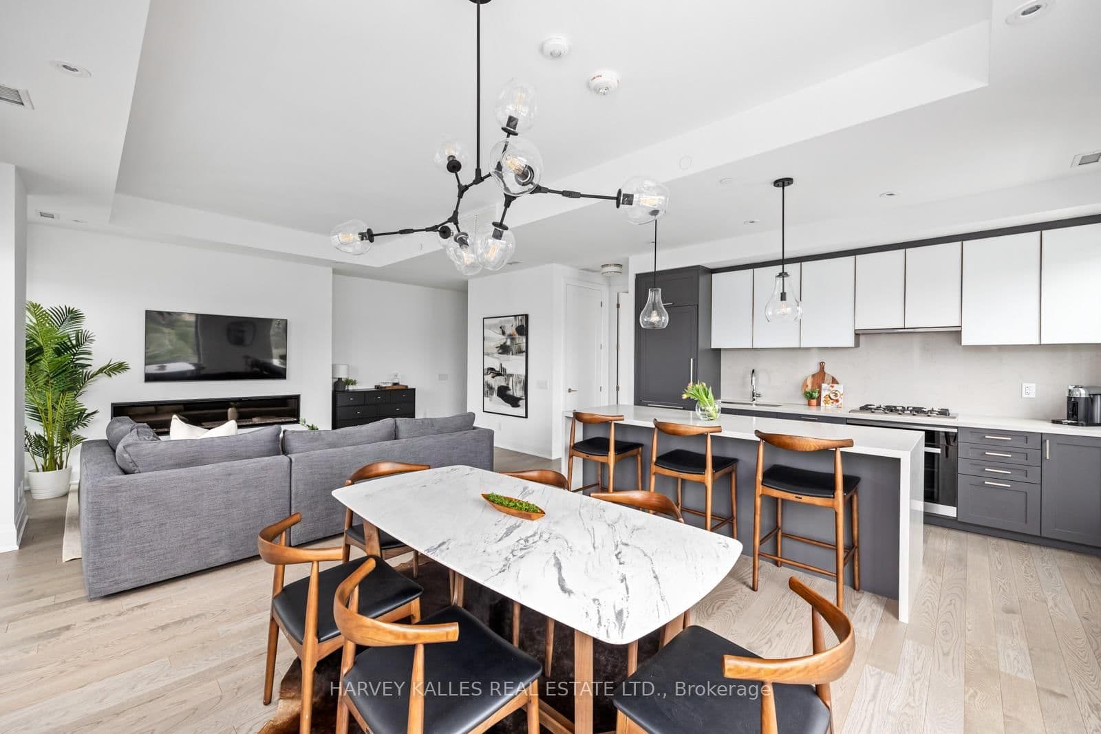 280 Howland Avenue, Unit GPH20 thumbnail 8