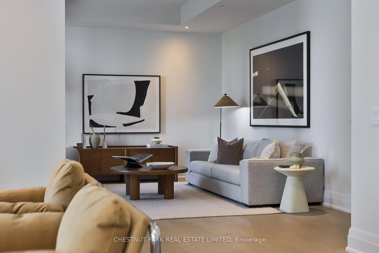 10 Prince Arthur Avenue, Unit 404 thumbnail 17