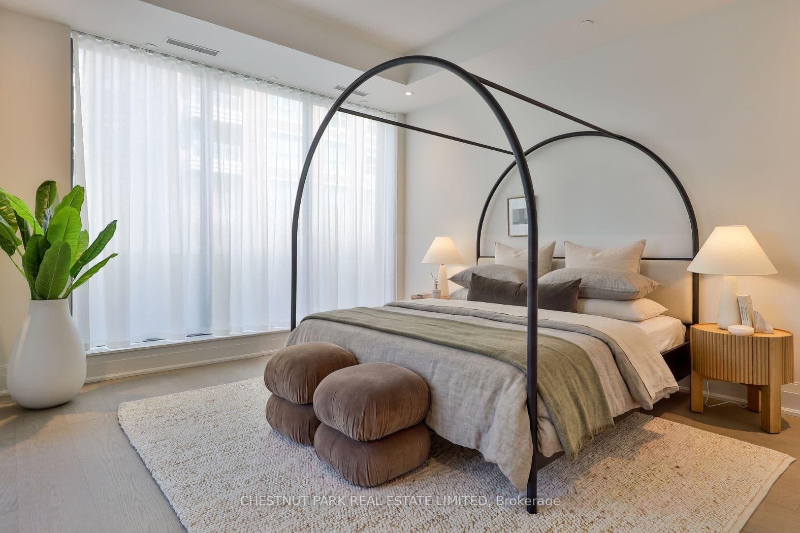 10 Prince Arthur Avenue, Unit 404 thumbnail 24