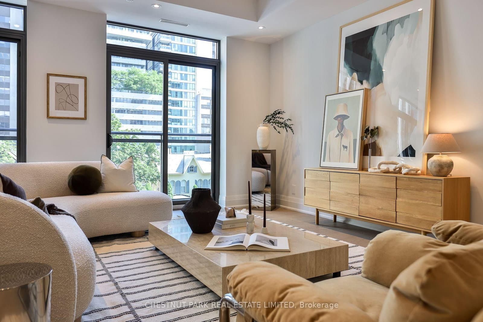 10 Prince Arthur Avenue, Unit 404 thumbnail 5