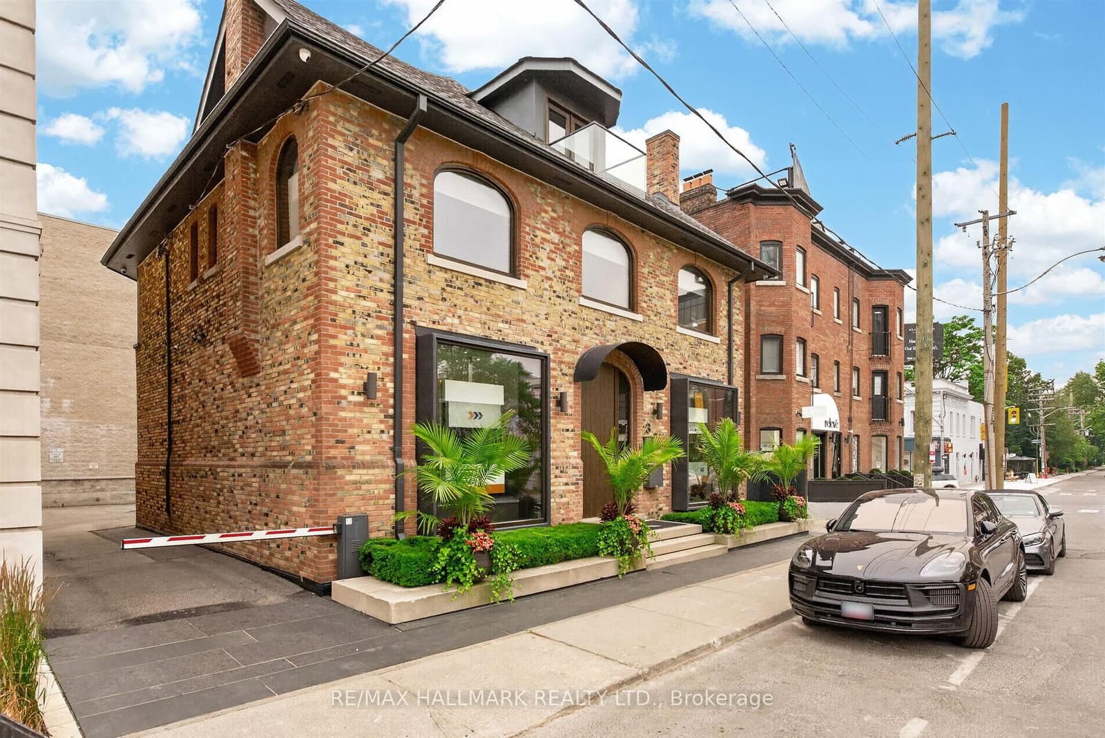 3 Rowanwood Avenue E - Image 1