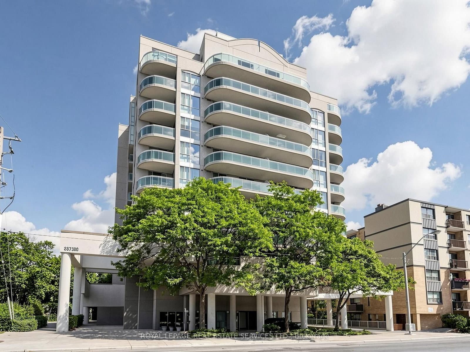 398 Eglinton Avenue, Unit 203 thumbnail 2