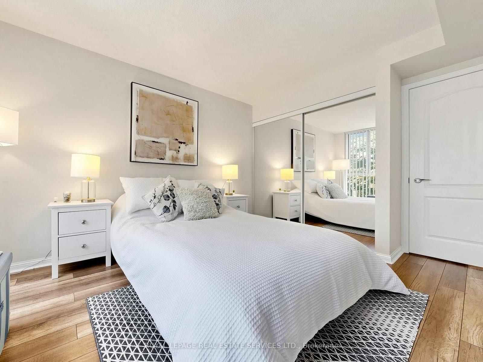 398 Eglinton Avenue, Unit 203 thumbnail 23