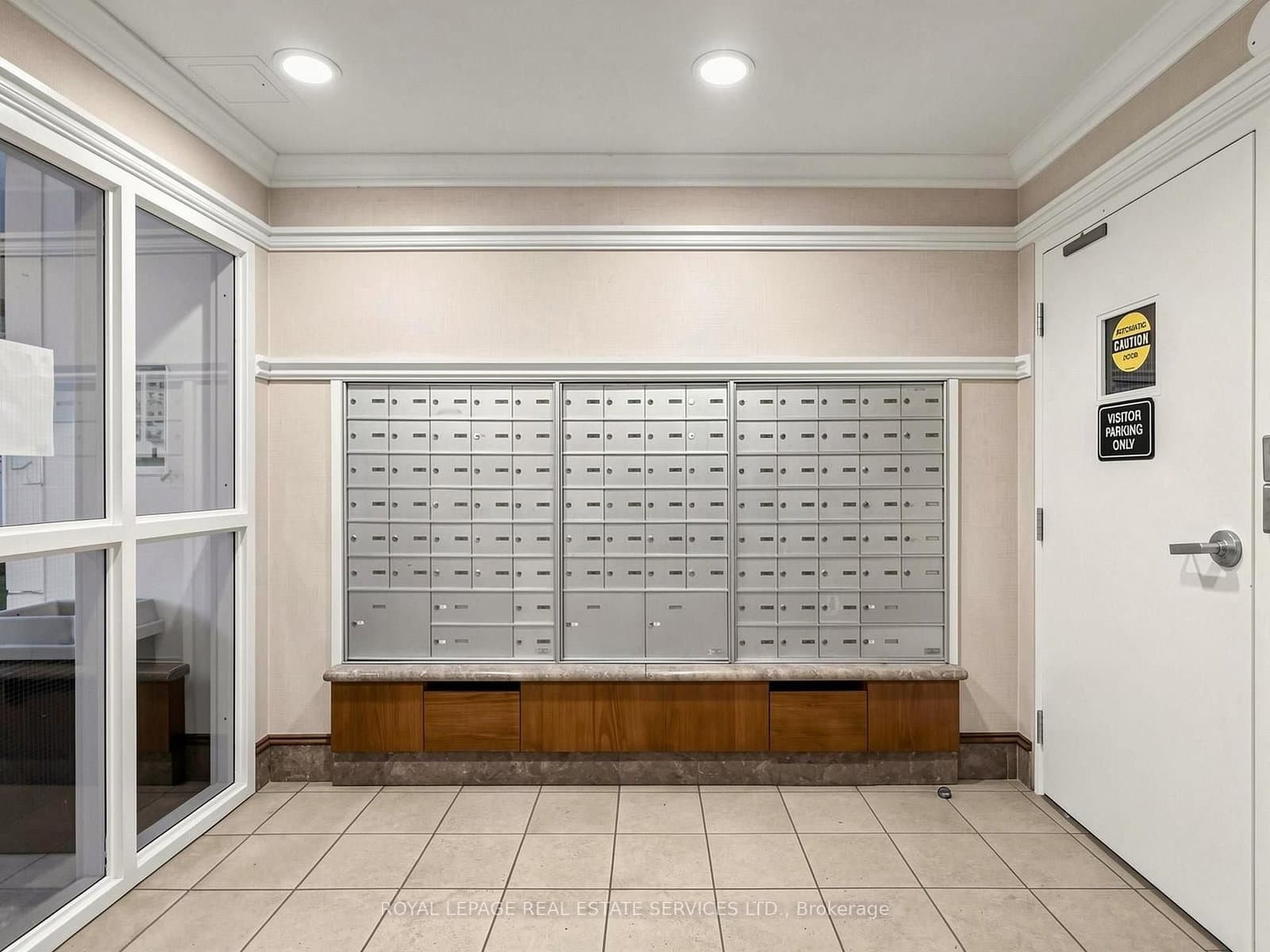 398 Eglinton Avenue, Unit 203 thumbnail 39