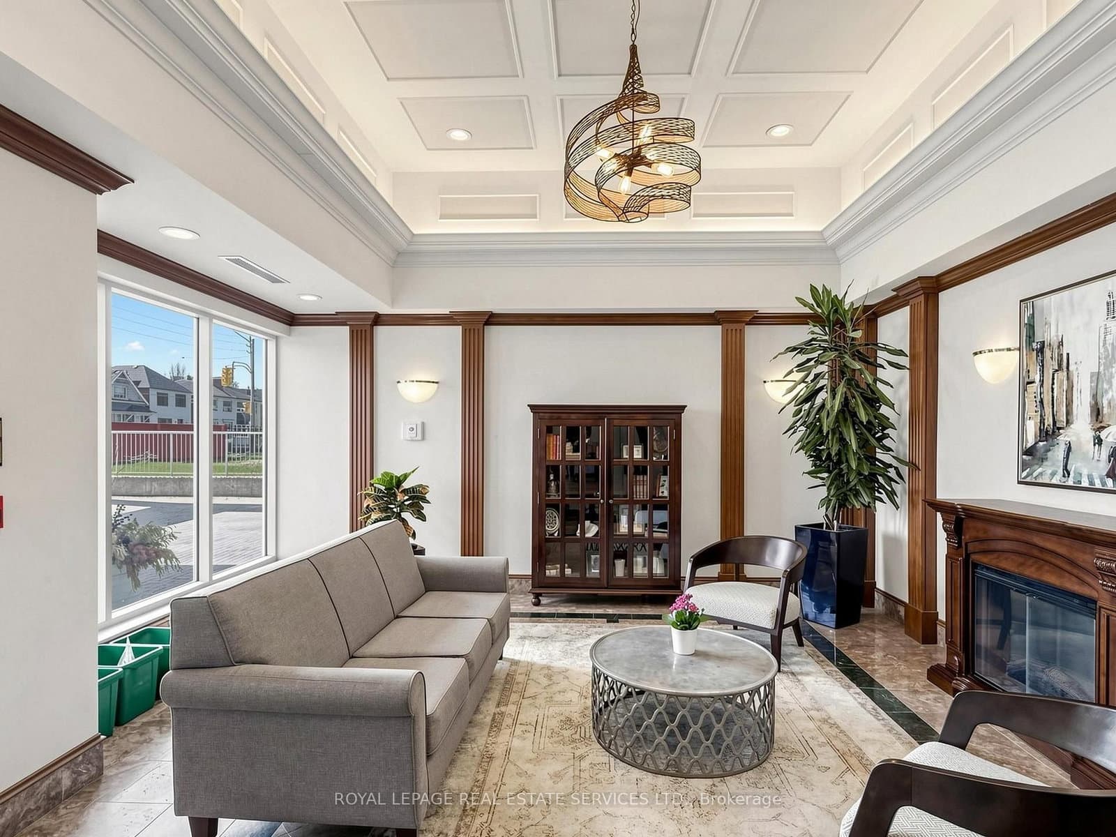 398 Eglinton Avenue, Unit 203 thumbnail 6