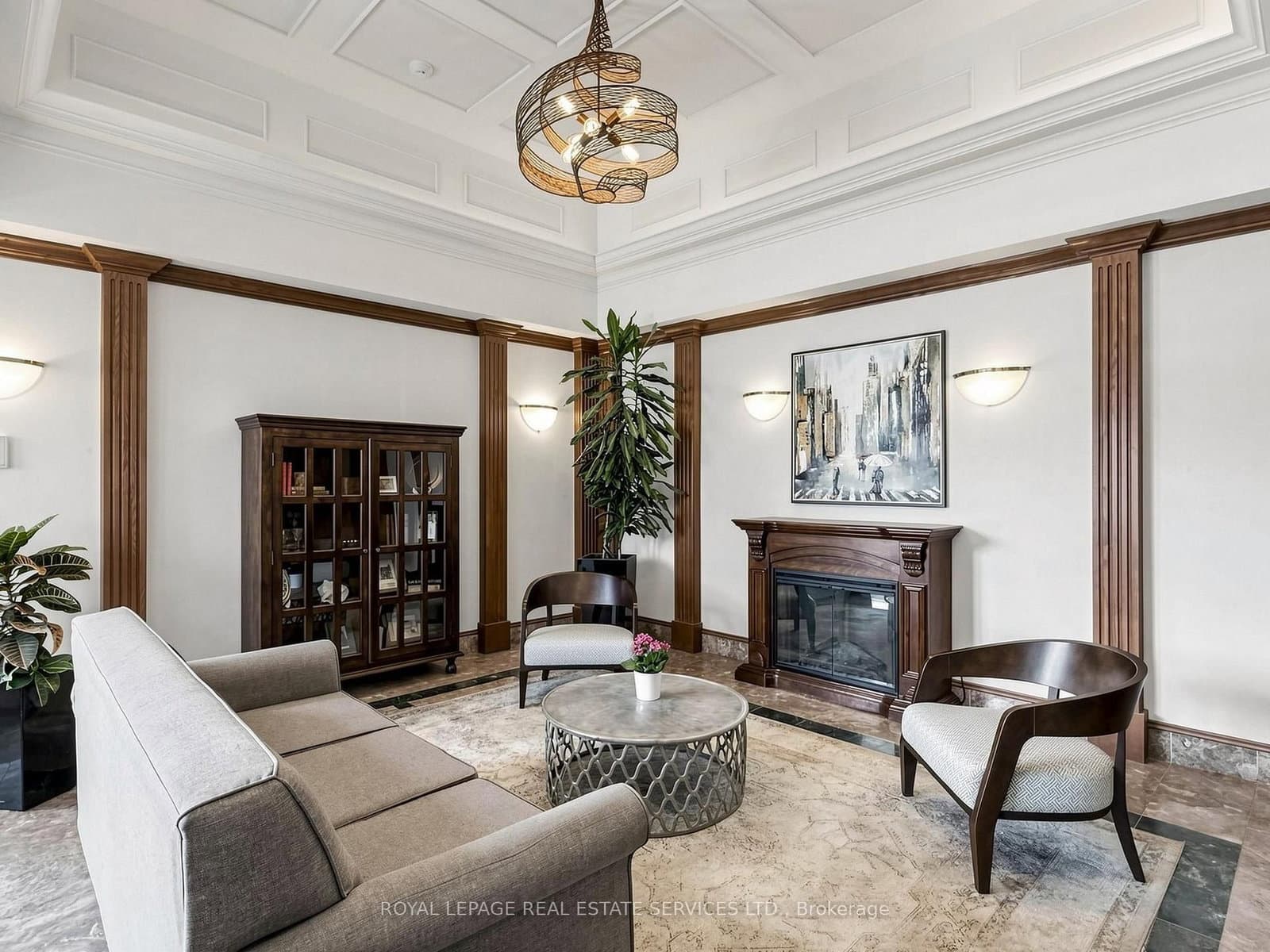 398 Eglinton Avenue, Unit 203 thumbnail 7