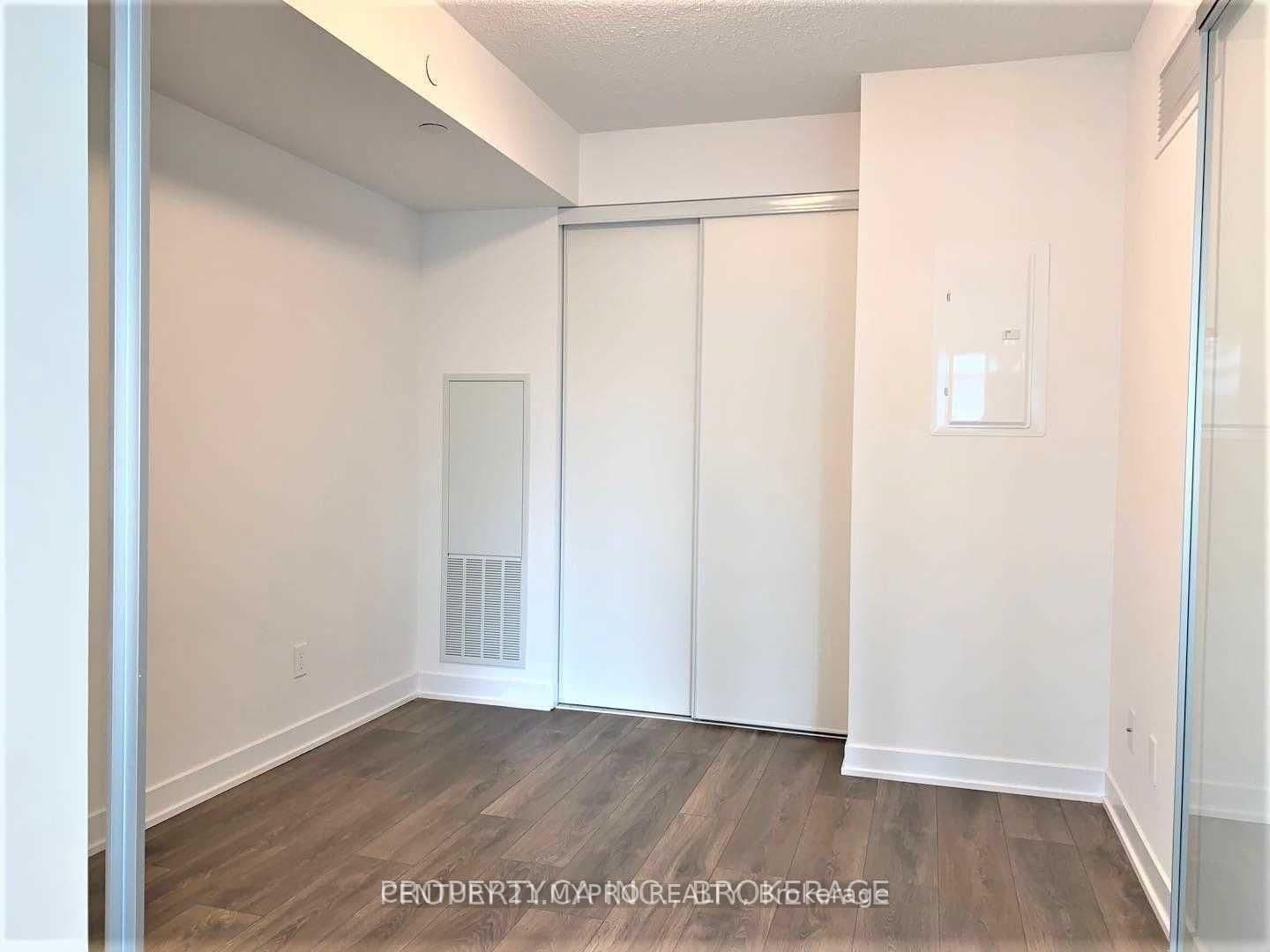87 Peter Street, Unit 816 thumbnail 6