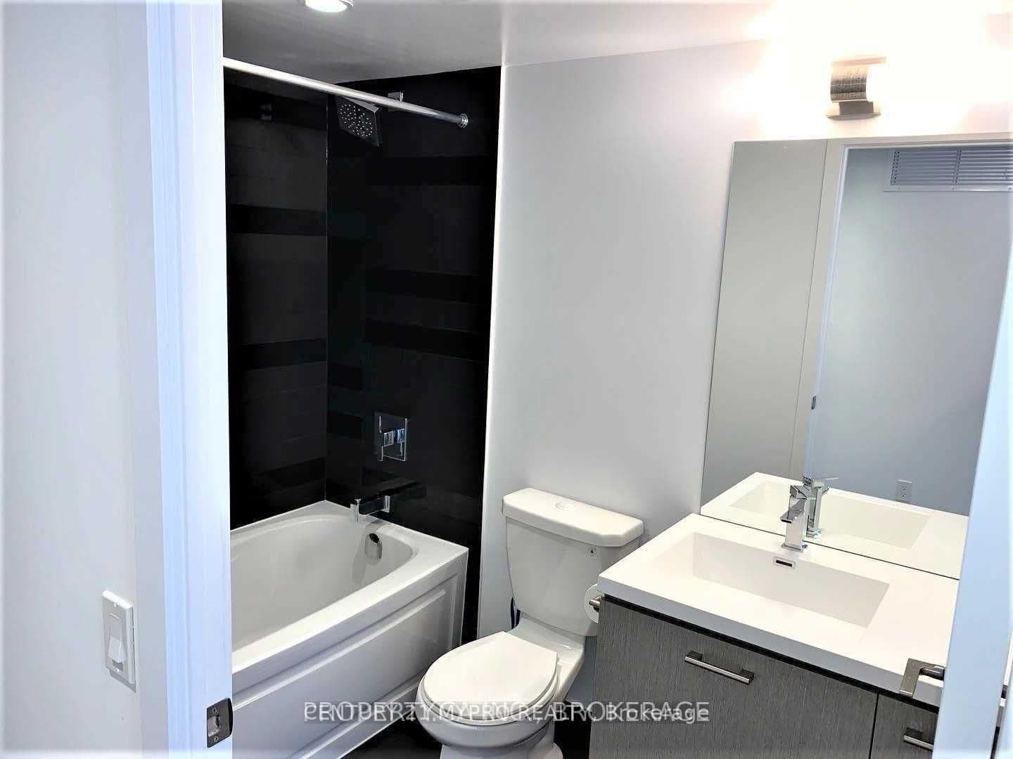 87 Peter Street, Unit 816 thumbnail 7