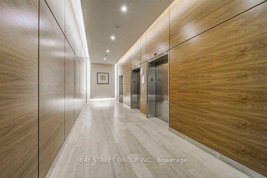 62 Forest Manor Road, Unit 1006 thumbnail 2