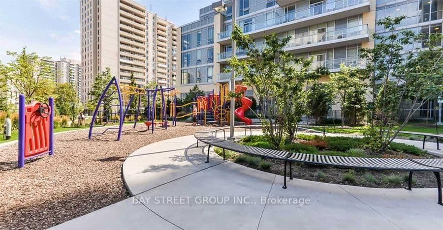 62 Forest Manor Road, Unit 1006 thumbnail 9
