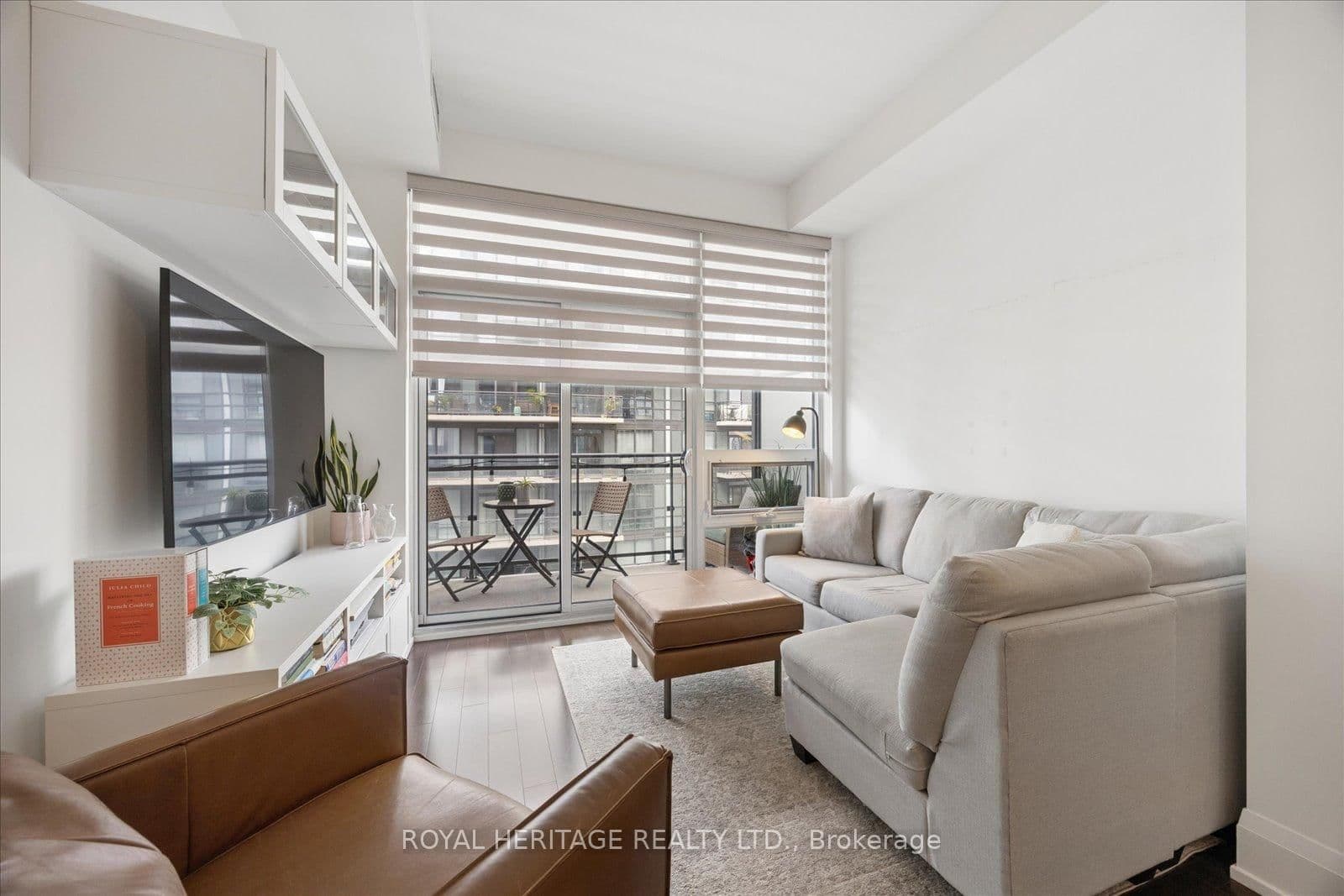 460 Adelaide Street E, Unit PH 122 thumbnail 16