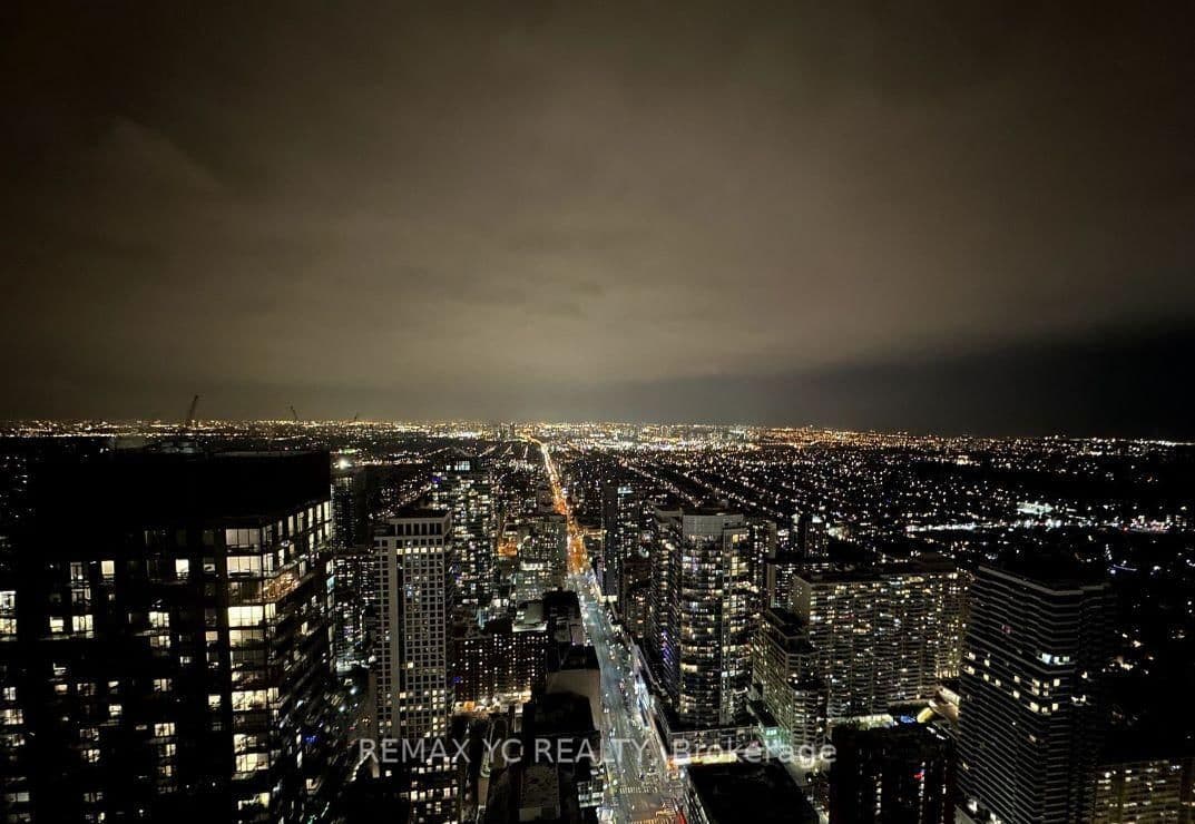 8 Eglinton Avenue E, Unit 5309 thumbnail 12