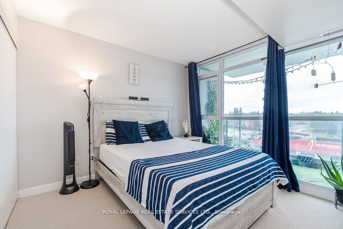 15 Singer Court, Unit 306 thumbnail 14