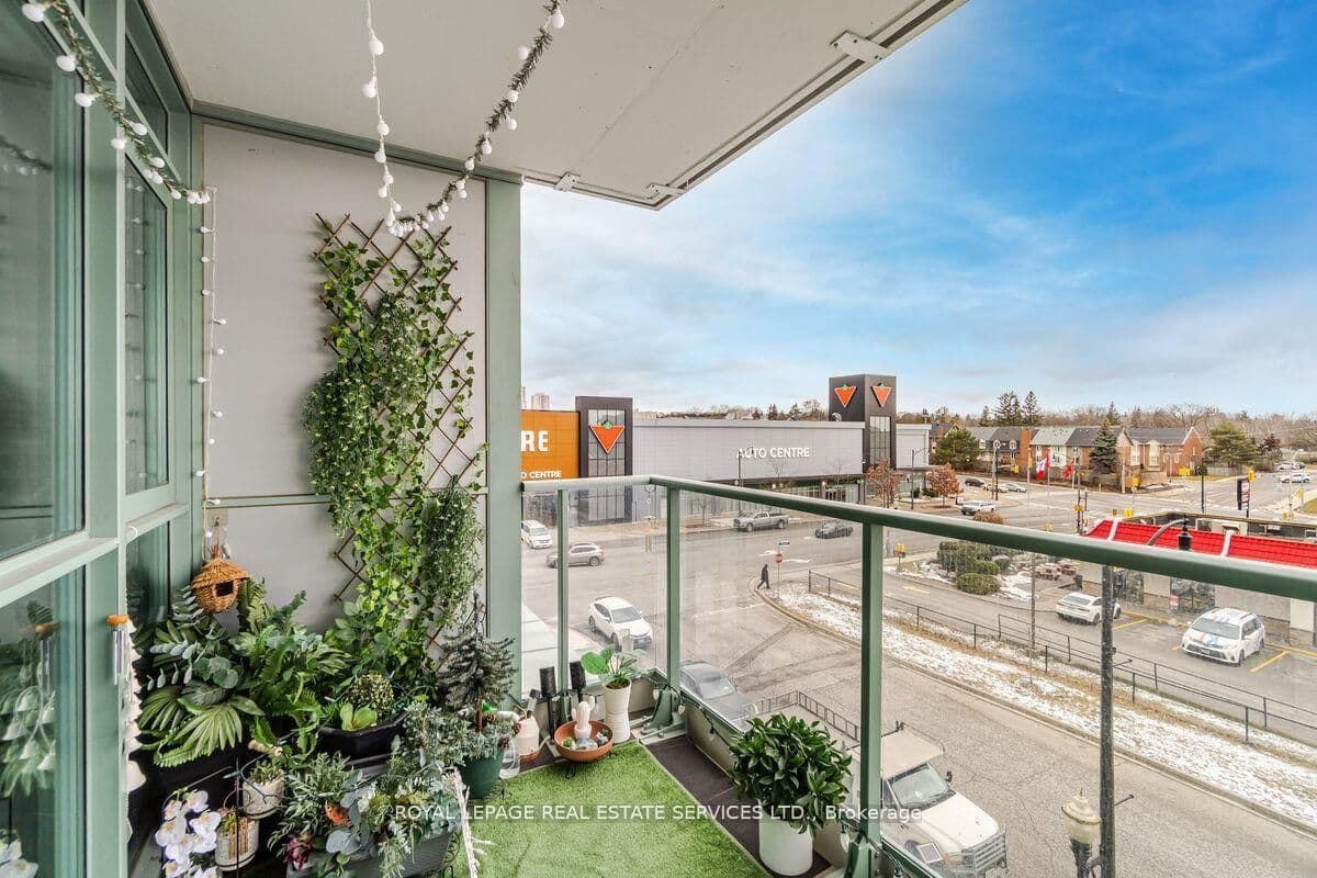 15 Singer Court, Unit 306 thumbnail 17