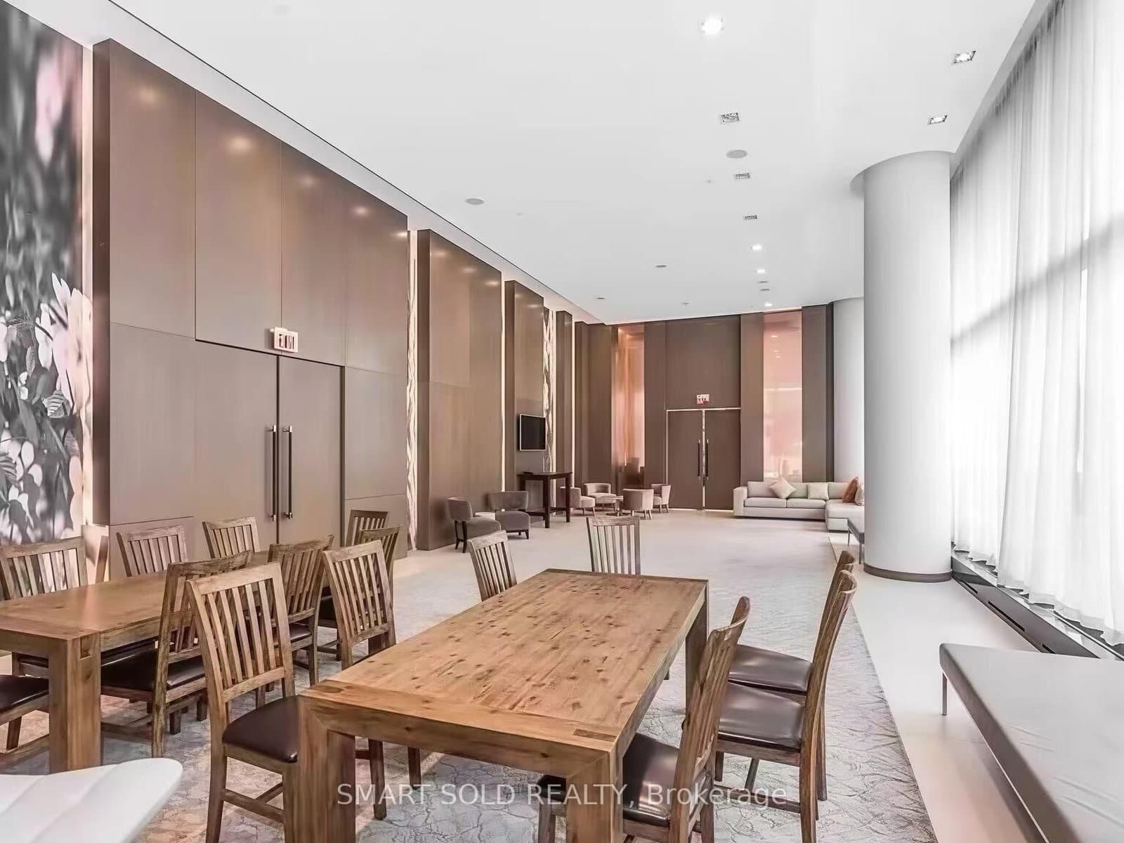 121 Mcmahon Drive, Unit 3208 thumbnail 12
