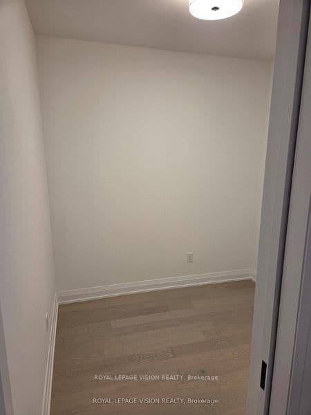 505 Glencairn Avenue, Unit 206 thumbnail 8
