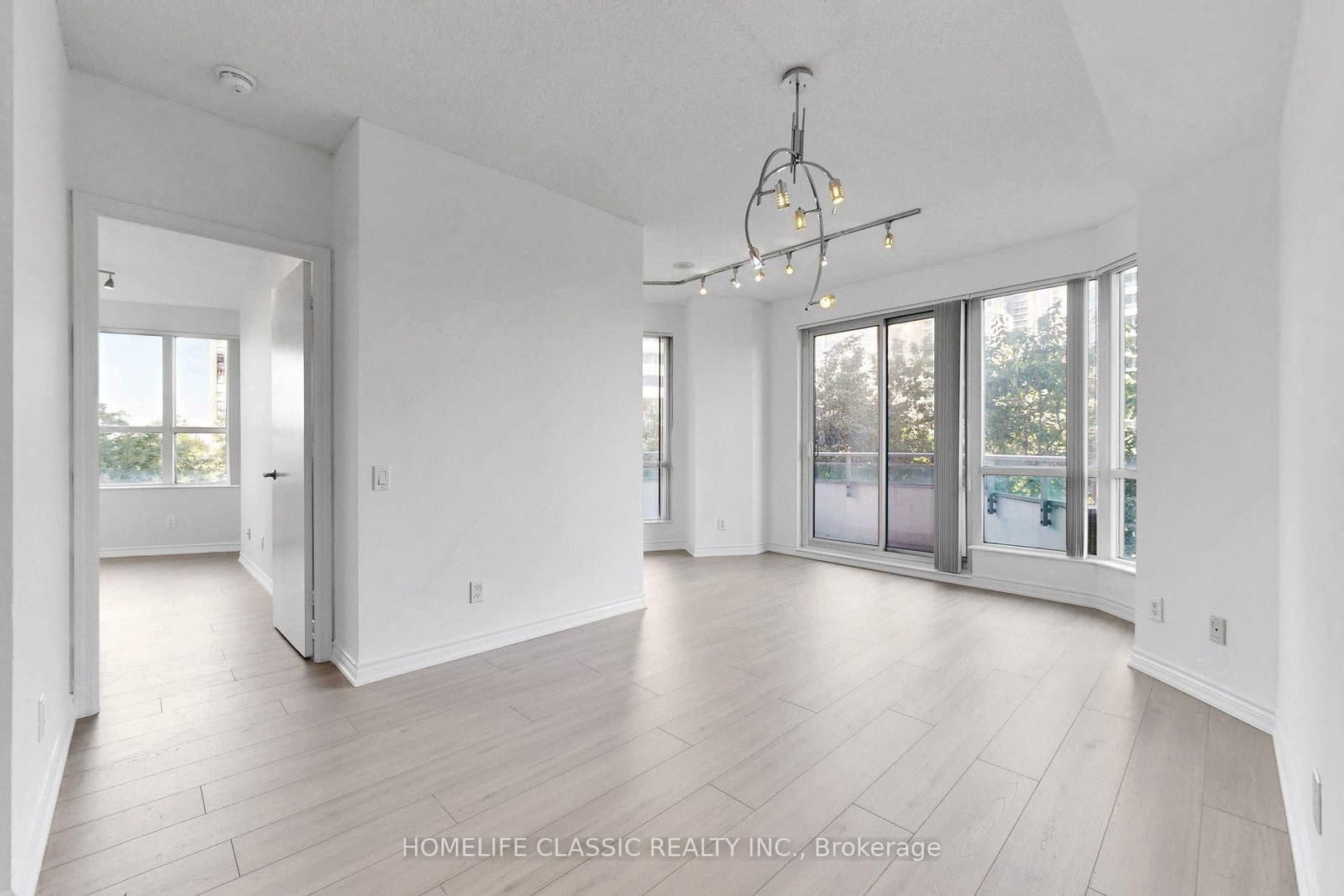60 Byng Avenue, Unit 303 thumbnail 15