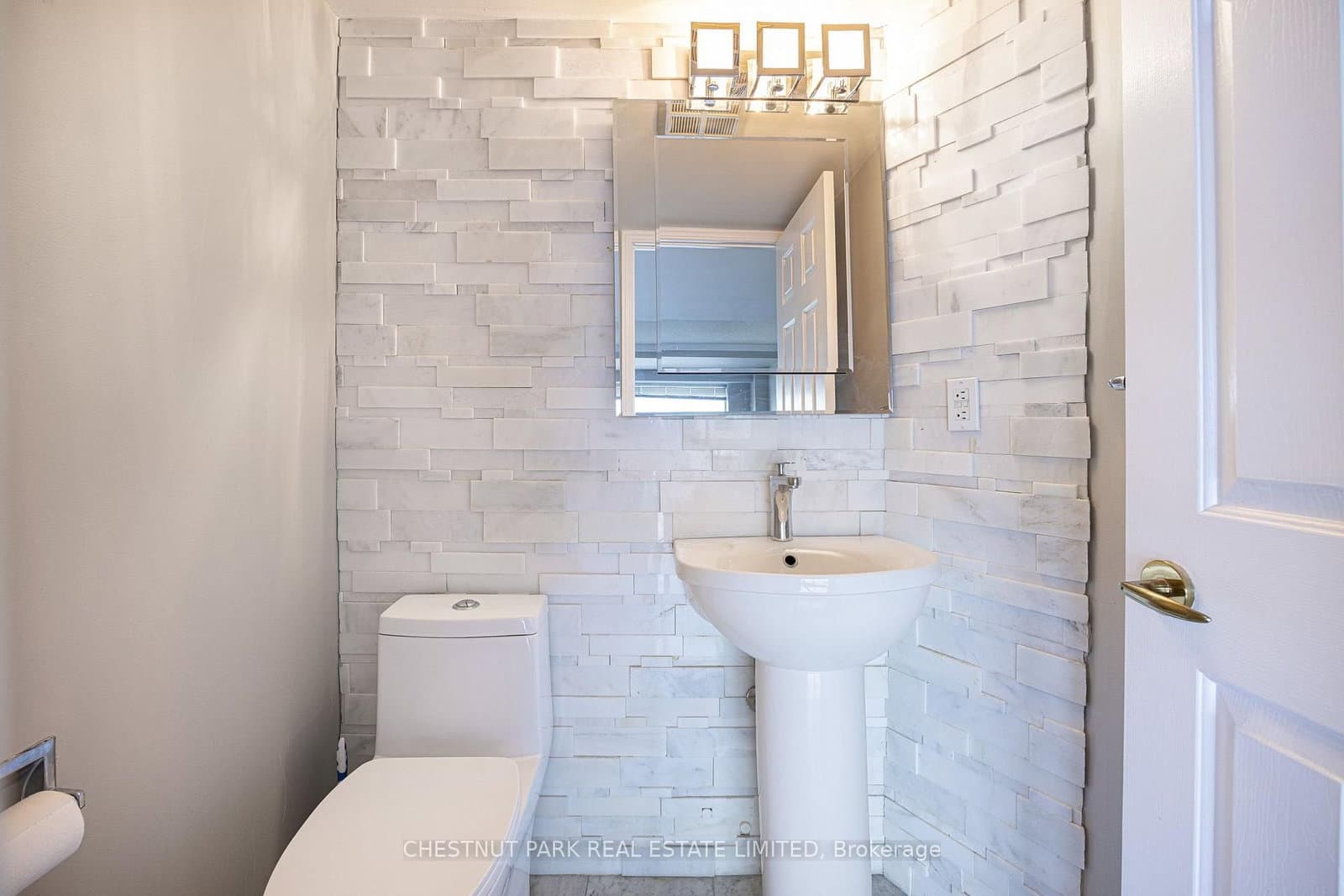 1818 Bayview Avenue, Unit 607 thumbnail 11