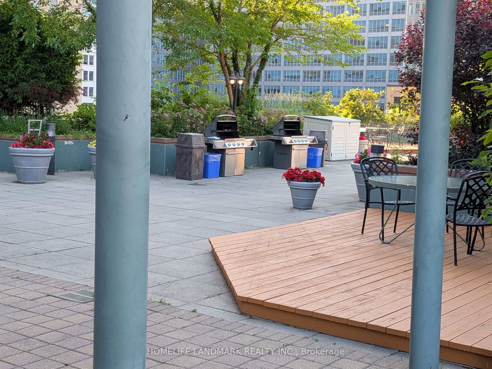 92 King Street E, Unit 805 thumbnail 23