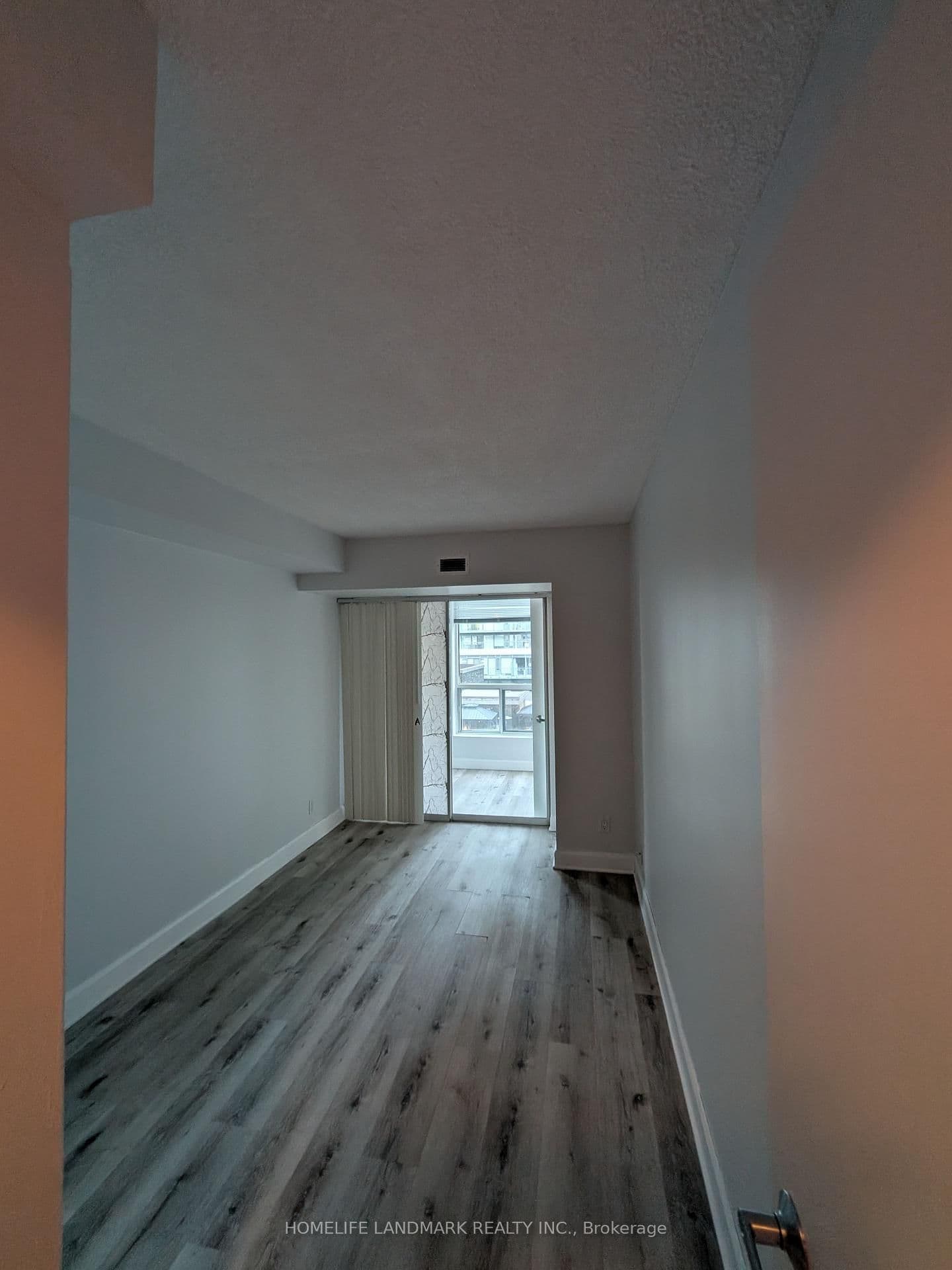 92 King Street E, Unit 805 thumbnail 8